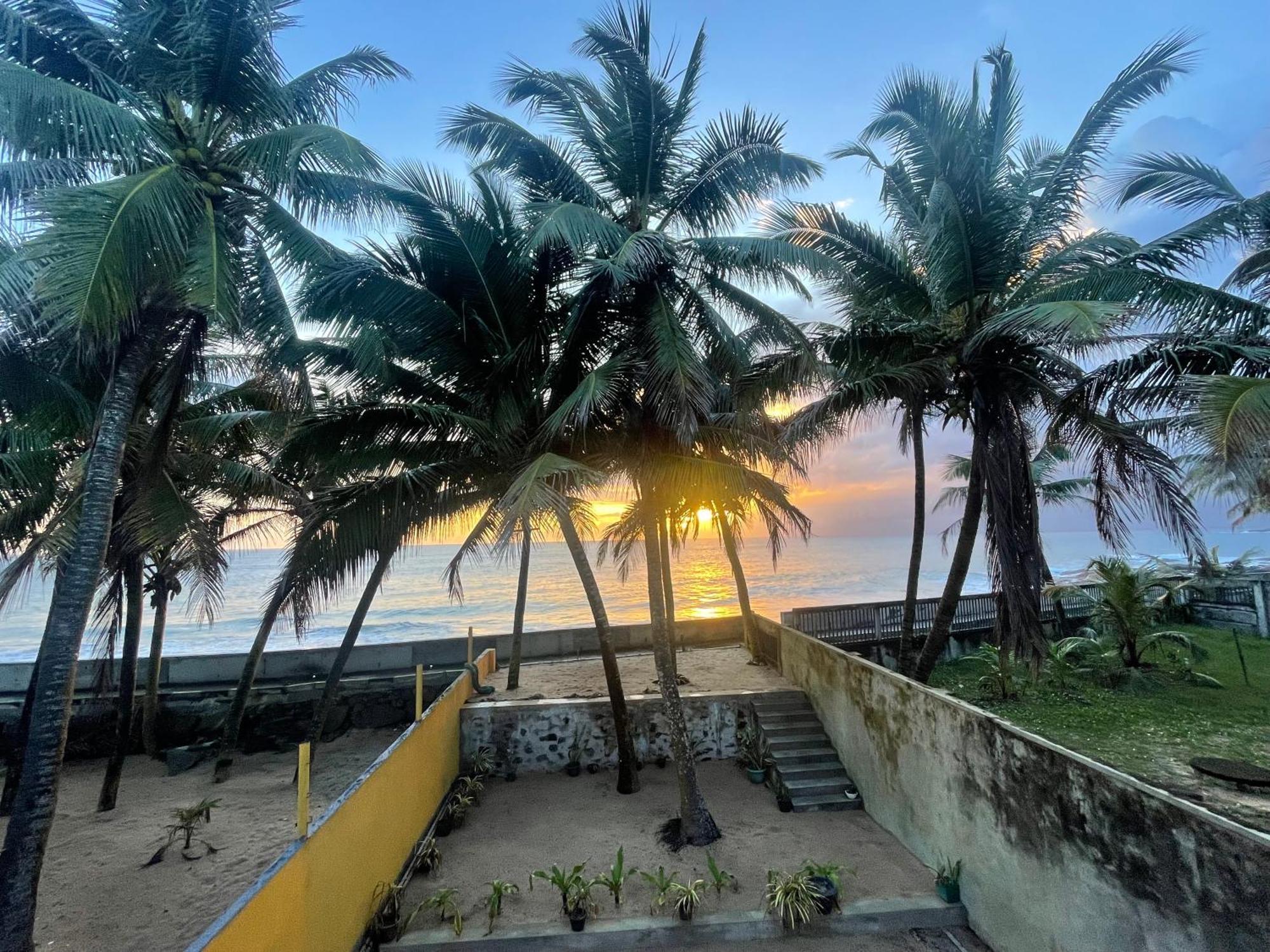 Blue Maalu Resort Ambalangoda  Eksteriør billede